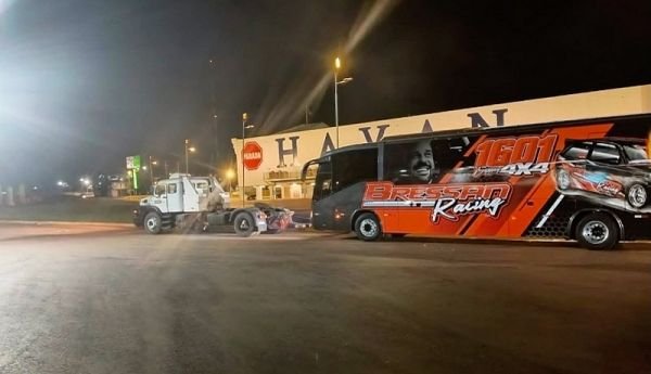 Ônibus alvo de busca e apreensão da Polícia Federal é recolhido pela Brigada  em Ijuí